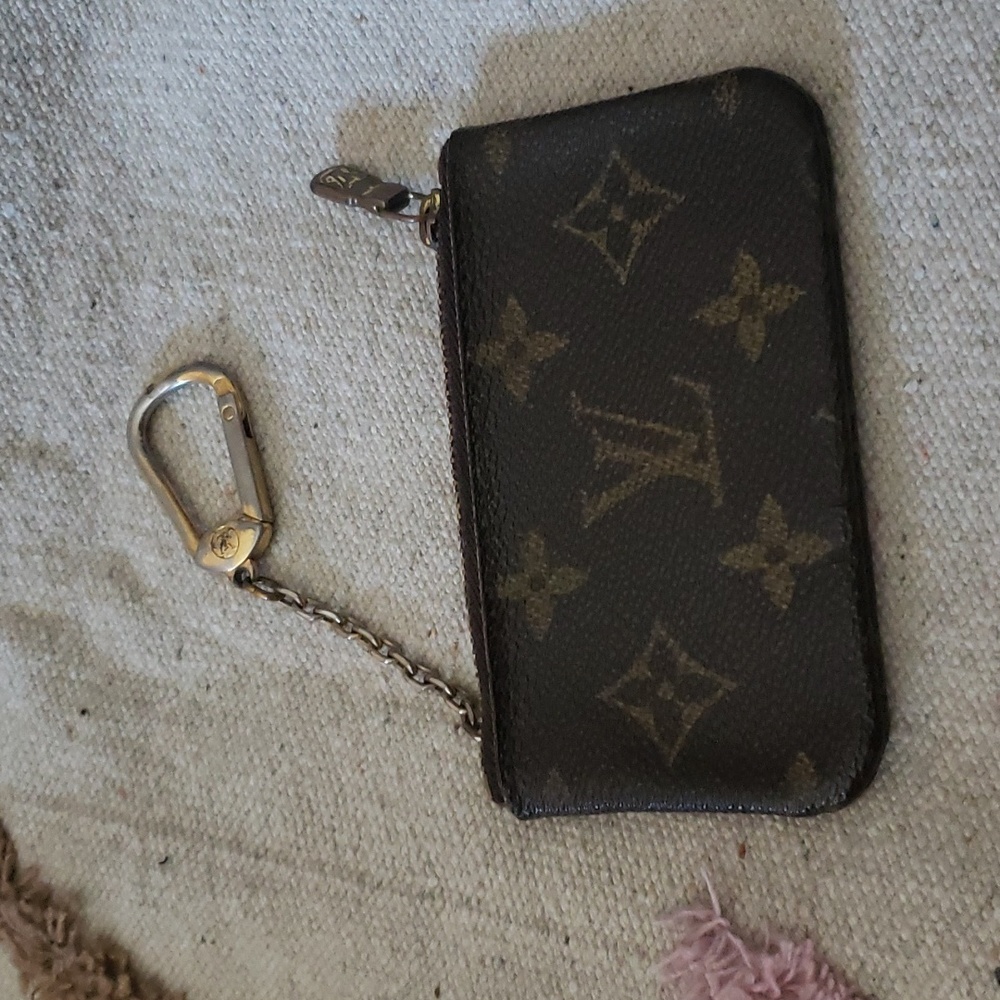 Louis-Vuitton Coin Case